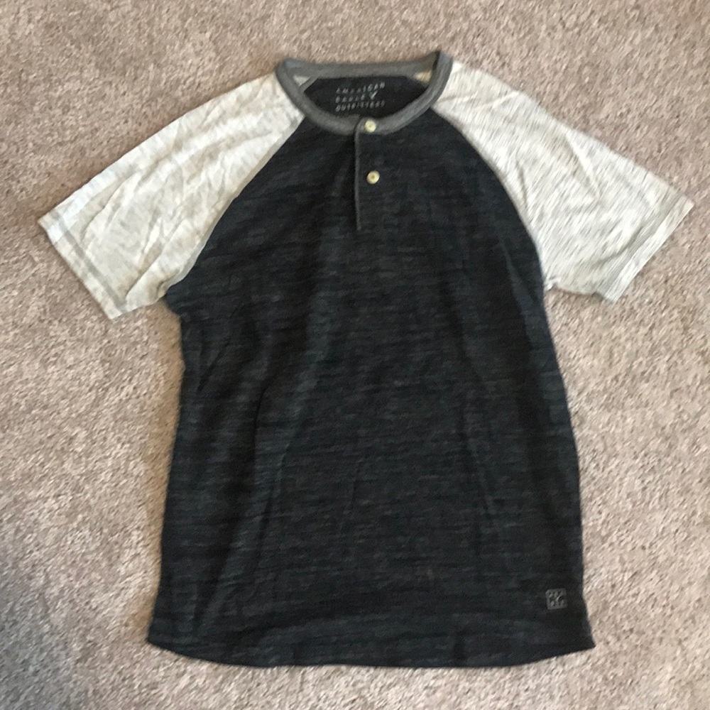 American Eagle S Henley T-shirt!